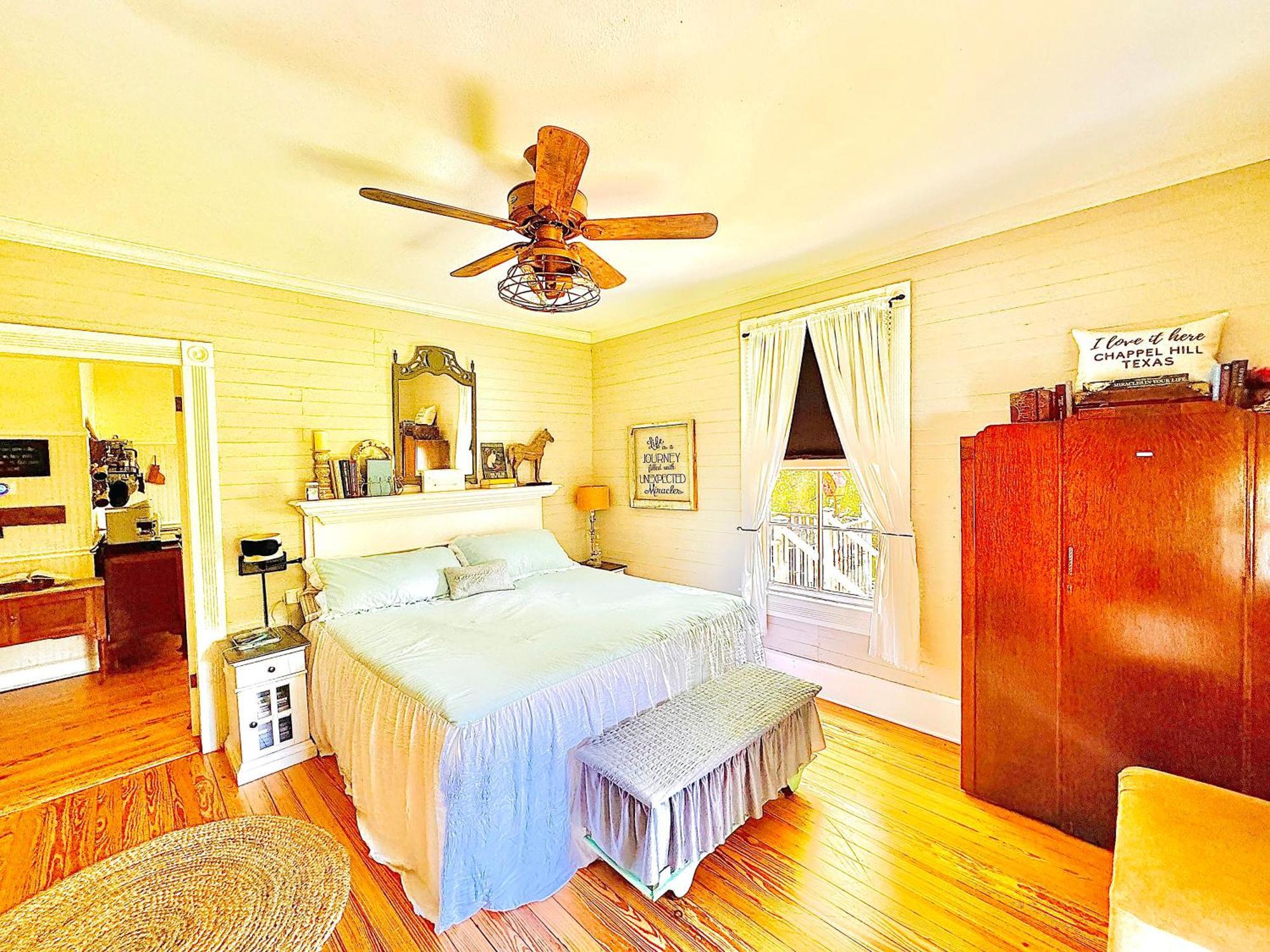 Circa 1900 - Historic - Romantic - Private - Pond - Fenced Yard - The Cottage At Chappell Hill Luaran gambar